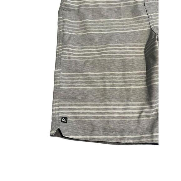 Micros Board Shorts Boys Size 18 Large Gray Striped Swim Trunks - Picture 2 of 10